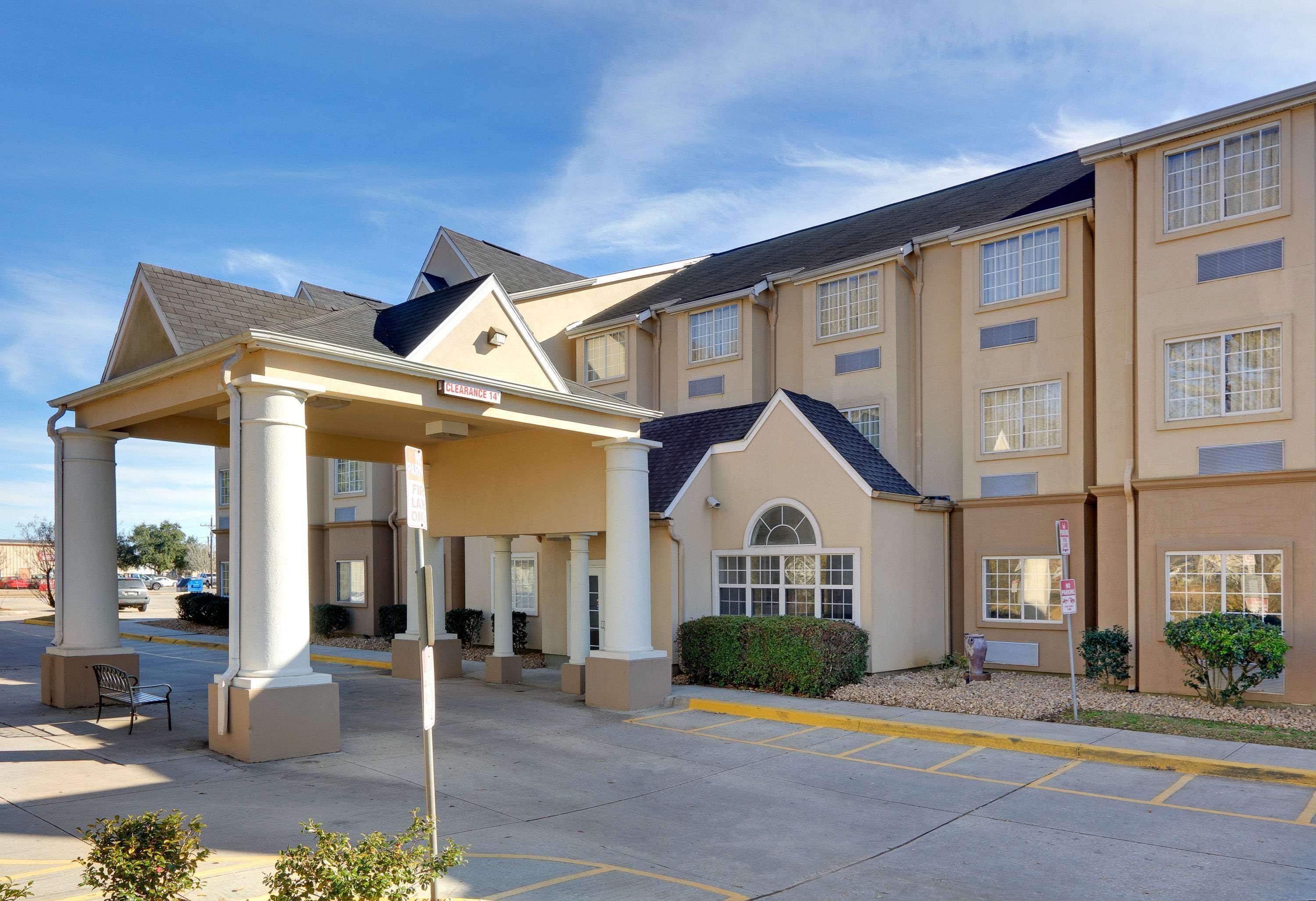 Microtel Inn And Suites Lafayette Exterior foto